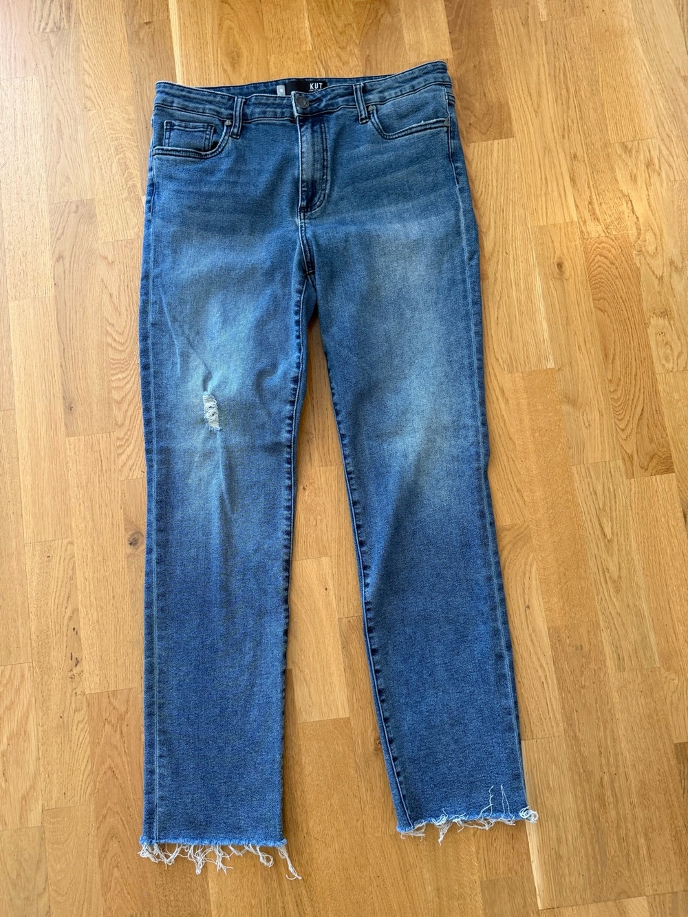 Kut from the Kloth Christie Medium Blue Straight-Leg Jeans